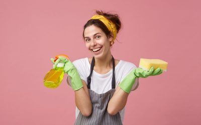 Ce salariu are o femeie de serviciu în 2026: Sumele dezvăluite de români În România anului 2026, cealaltă față a industriei serviciilor secolului XXI devine tot mai vizibilă, odată cu creșterea salariilor și cu dezvăluirea cifrelor din teren