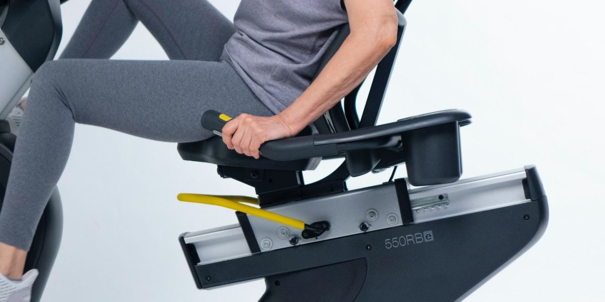 Testele simple pentru evaluarea longevității pot fi realizate acasă, fără a necesita echipamente speciale sau vizite la medici, fiind un instrument util pentru oricine dorește să își monitorizeze sănătatea și capacitatea funcțională