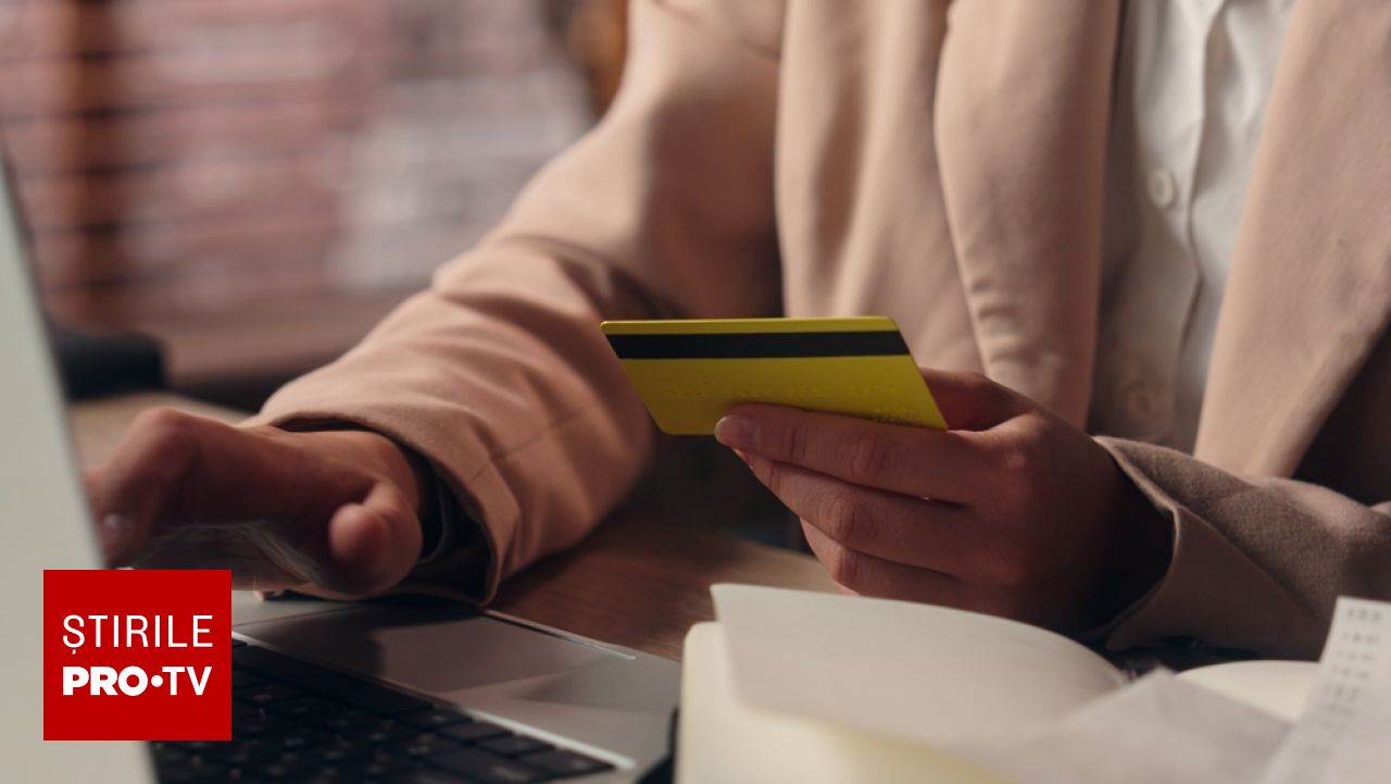 O femeie în vârstă de 49 de ani din Alba Iulia a fost păgubită de 86.630 de lei după o înșelătorie online, iar polițiștii din județ au reușit să recupereze întreaga sumă