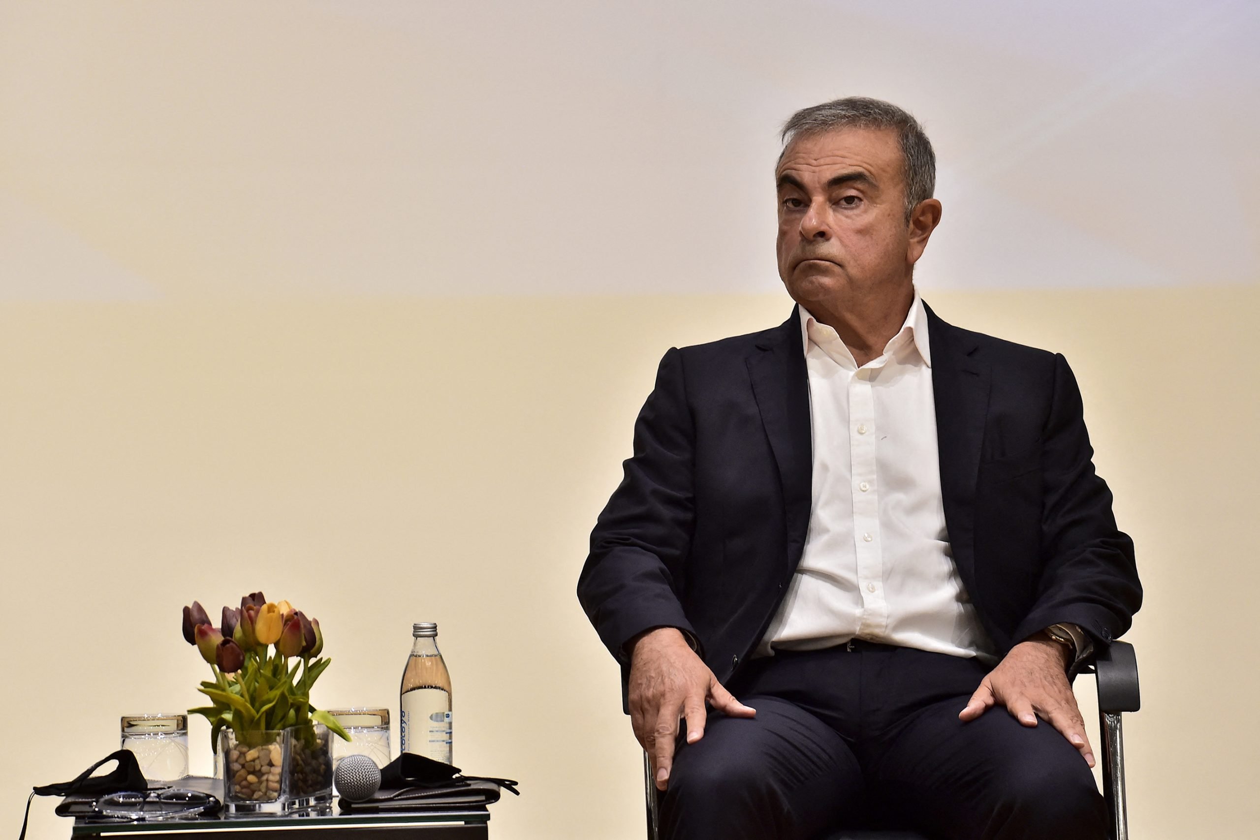 Ghosn despre convingerile japoneze: „Am trimis femei în fabricile din România”