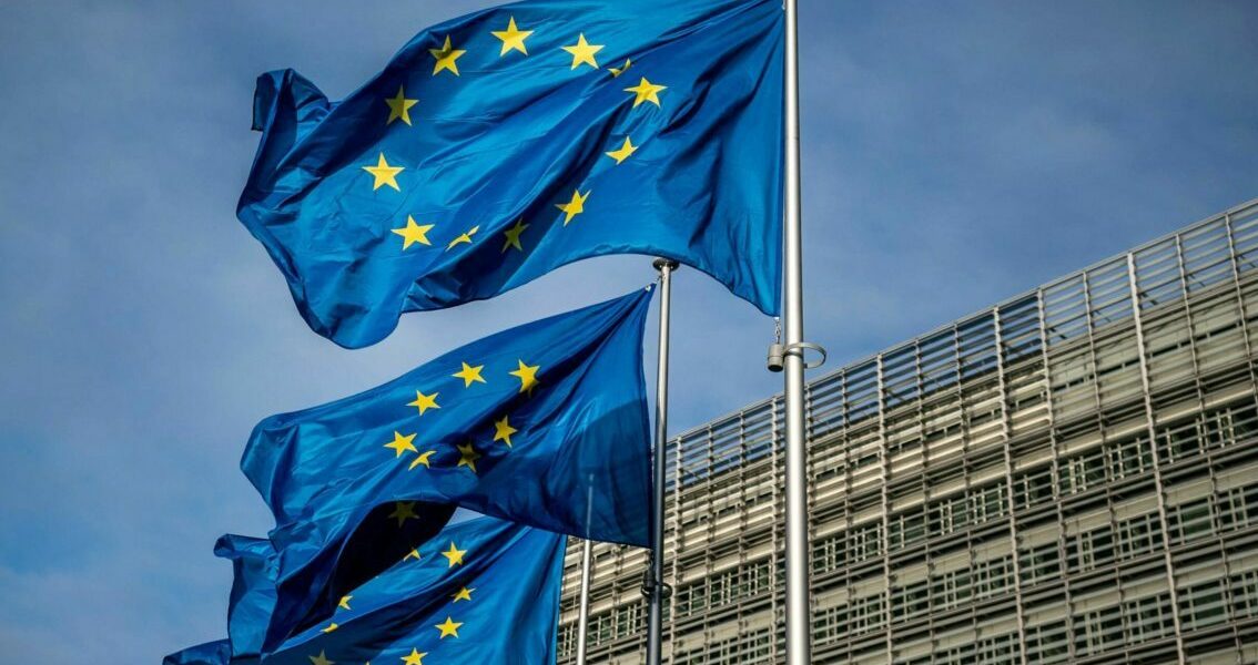 România se pregătește pentru o rețea mai puternică de dialog cu cetățenii europeni, odată cu anunțul reuniunii celor 22 de centre EUROPE DIRECT din țară, programată pentru această joi la Bruxelles