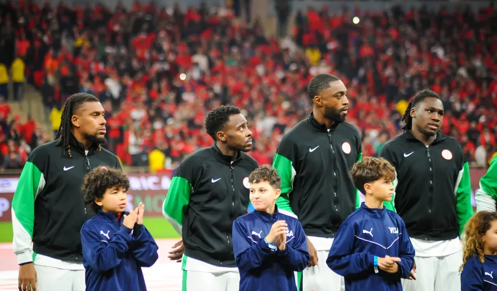 Națiunea Nigeriană de fotbal își începe campania din această primăvară cu o serie de meciuri amicale menite să aducă un suflu de speranță în contextul tensiunii generate de eșecul de a accede la Cupa Mondială din 2026