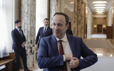 Tensiuni în cadrul audierilor din Camera Deputaților: un schimb tensionat între deputați, cu acuzații despre identitate națională În timpul audierilor de miercuri din Comisia pentru politică externă a Camerei Deputaților, un schimb controversat a atras atenția opiniei publice și a manifestat tensiuni accentuate între deputați