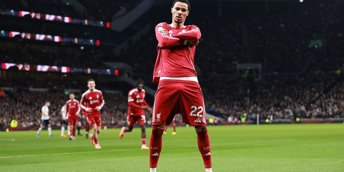 Liverpool și Tottenham se întâlnesc duminică, pe Anfield, într-un moment dificil pentru ambele echipe