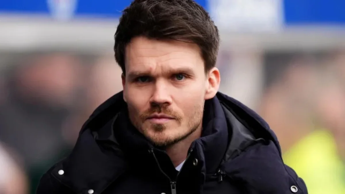 Rangers vs Aberdeen se încheie cu controverse după golul decisiv și decizii contestate Partida din week-end dintre Rangers și Aberdeen a fost marcată nu doar de prestația echipelor, ci și de discuții aprinse legate de momentul care a decis rezultatul