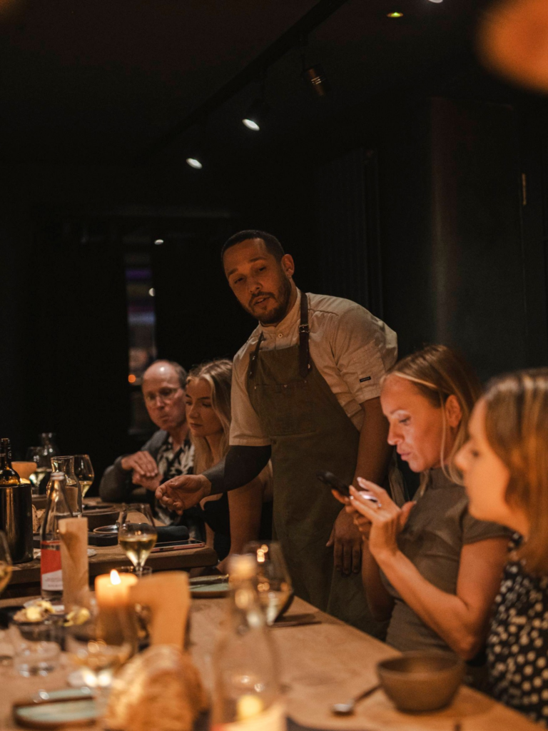 Mici restaurante, precum Gwen din Ţara Galilor, devin o nouă tendinţă în peisajul culinar britanic, adaptându-se la noile preferinţe ale consumatorilor şi la alterarea stilului de viaţă post-pandemic
