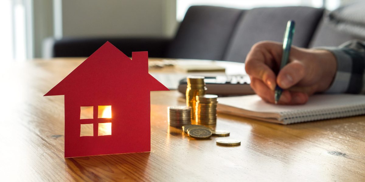 Primăriile din București au intensificat controalele și măsurile de sancționare împotriva clădirilor degradate, aflate într-un stadiu avansat de deteriorare, în încercarea de a reabilita aspectul urban și de a preveni riscurile pentru locuitori