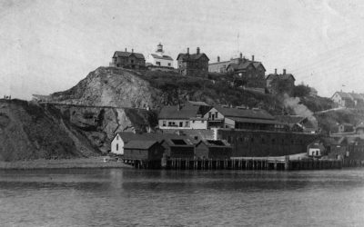 Trecutul închisorii Alcatraz: 63 de ani de la închiderea „Stâncii” Pe 21 martie, commemorăm un moment important din istoria penitenciarului legendar Alcatraz, închisoare care, timp de aproape trei decenii, și-a câștigat renumele ca fiind „cel mai dur” loc de detenție din Statele Unite
