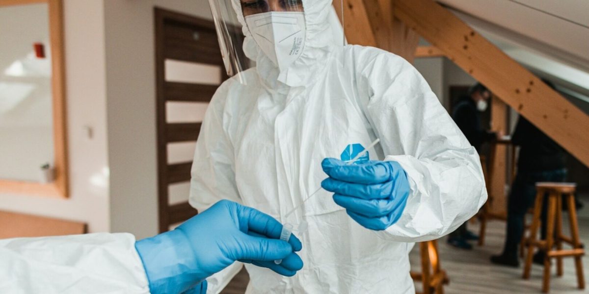 Procurorii din Bihor au încheiat șase acorduri de recunoaștere a vinovăției într-un caz de corupție legat de angajări în spitalele din Oradea