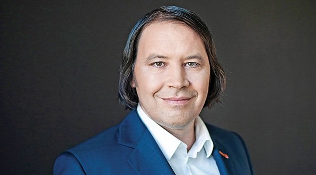 Orange anunță un proiect-pilot revoluționar în România: testarea conectivității prin satelit Direct-to-Device (D2D) Orange a spus recent că va testa în premieră în România tehnologia de comunicații prin satelit Direct-to-Device (D2D), marcând o etapă importantă în evoluția serviciilor de telecomunicații din țară