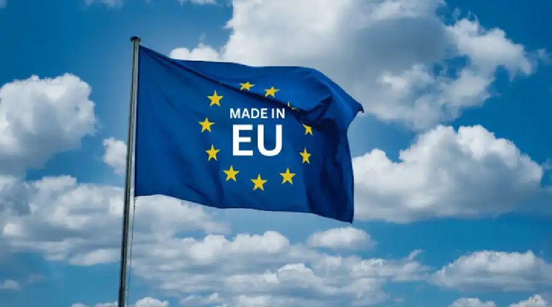 Comisia Europeană a dat oficial undă verde pentru Legea Acceleratorului Industrial (IAA), o inițiativă menită să impulsioneze producția locală de tehnologii verzi și să consolideze poziția Europei în fața competiției globale, în special a Chinei