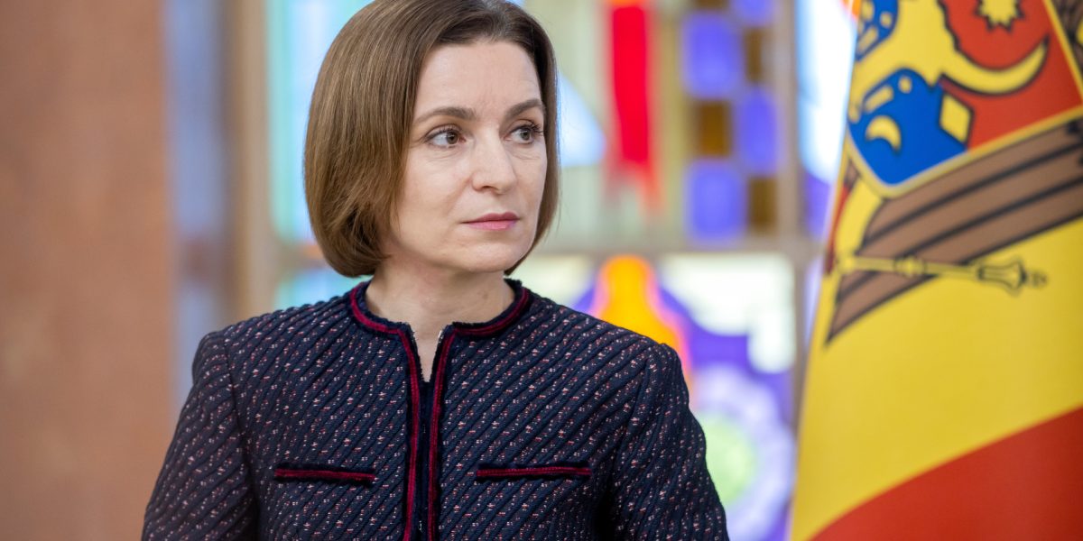 Republica Moldova confruntată cu secetă energetică după atacuri cu drone asupra infrastructurii ucrainene Noaptea trecută, Republica Moldova s-a aflat în fața unei crize energetice fără precedent, după ce linia electrică Isaccea – Vulcănești a fost deconectată din cauza atacurilor cu drone asupra infrastructurii energetice din sudul Ucrainei