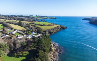 Satul din Anglia, atracție pentru vedete, cum s-a întâmplat?