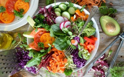 Primăvara aduce nu doar flori și zile mai lungi, ci și o abundență de verdețuri proaspete, care pot avea beneficii semnificative pentru persoanele cu diabet