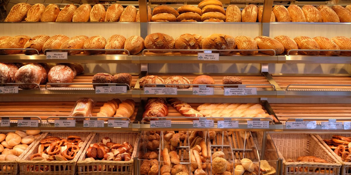 ANSVSA retrage loturi de pâine din magazine în România