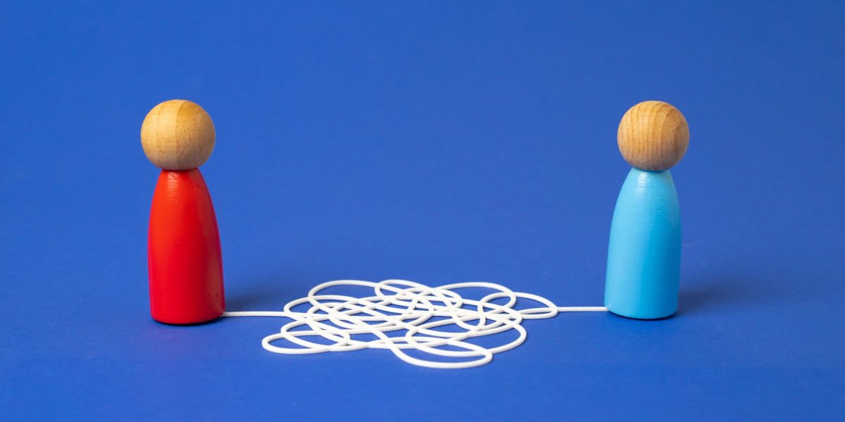 Relațiile tensionate cu persoane dificile—mai mult decât o povară emoțională, un factor ce accelerează procesul biologic de îmbătrânire Un nou studiu aduce în lumină un aspect mai puțin discutat al impactului vieții sociale: interacțiunea constantă cu persoane dificile poate avea efecte concrete asupra sănătății noastre, accelerând procesul natural de îmbătrânire