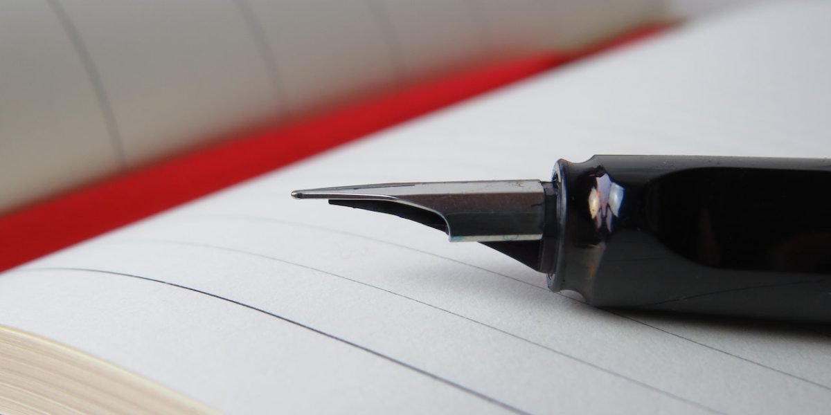 Aproximativ 3.000 de profesori din județul Iași au decis să boicoteze simulările pentru Evaluarea Națională și BAC 2026, într-un protest fără precedent condus de Uniunea Sindicatelor Libere din Învățământul Preuniversitar (USLIP) Iași