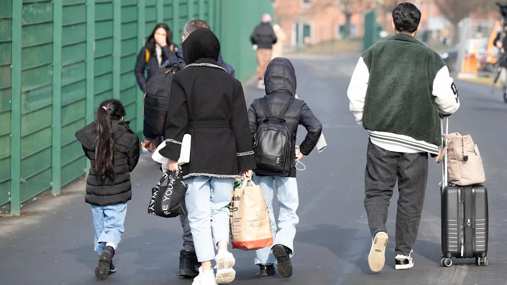 În anul 2025, aproape două treimi dintre solicitanții de azil adulți care au depus pentru prima oară o cerere în Germania nu au putut prezenta pașaport sau alte documente de identitate