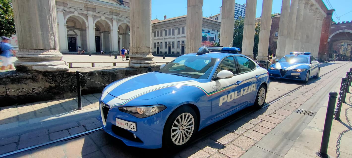 Tragedie pe marginea Romei: doi anarhiști italieni morți într-o explozie în timpul pregătirilor pentru un atentat Un incident șocant a avut loc zilele acestea în apropierea Romei, unde doi anarhiști cunoscuți de autorități au fost găsiți decedați în urma unei explozii în haițul unui hangar situat la periferia capitalei italiene