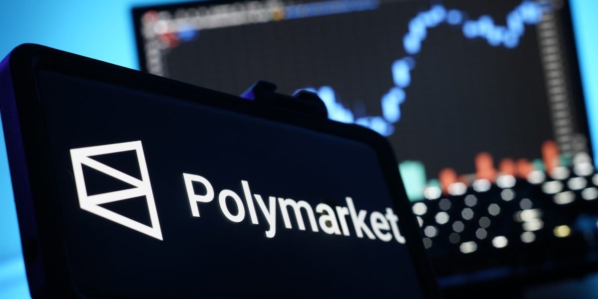 Un reportaj referitor la atacurile rachetelor iraniene asupra Israelului a generat o avalanșă de hărțuiri și amenințări în mediul online, fiind conectat indirect la piețele de predicții criptografice de pe platforma Polymarket, considerată ilegală în România