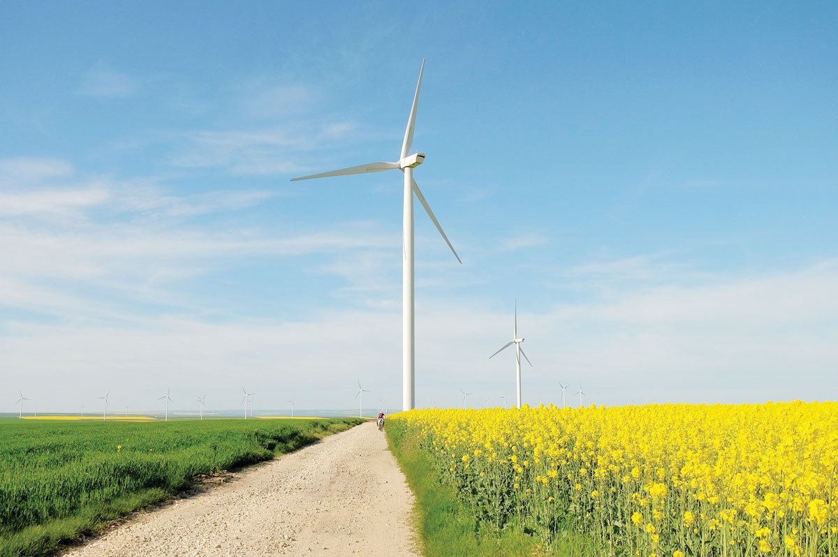 Războiul din Golf scoate la iveală vulnerabilitatea profundă a statelor dependente de importurile de energie Conflictele internaționale recent declanșate în regiunea Golfului au readus în prim-plan vulnerabilitatea statelor dependente de importurile energetice