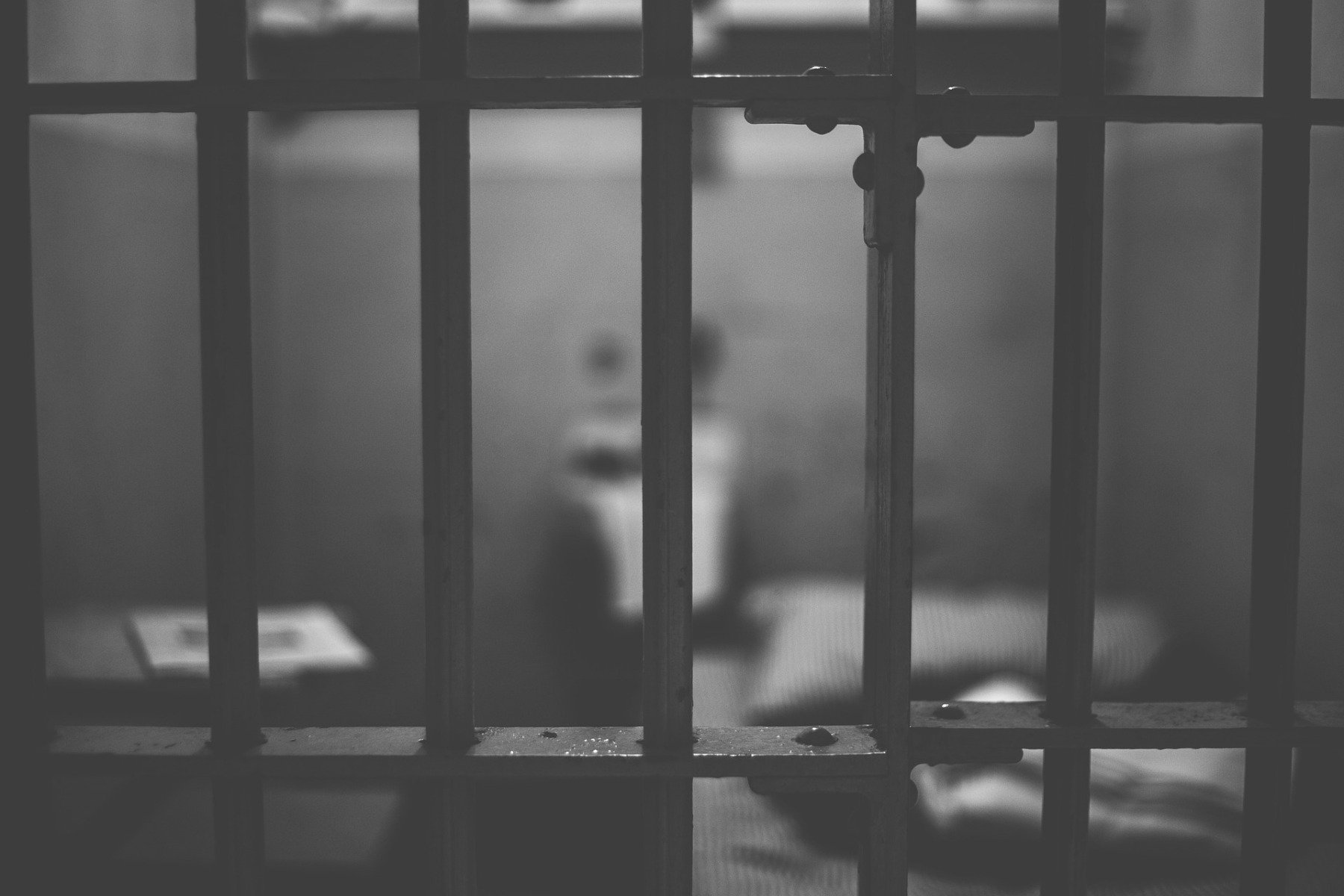 Jihadist francez, condamnat în absență la închisoare pe viață pentru genocidul minorității yazidi O decizie istorică în justiția franceză: Sabri Essid, un fost militant islamist francez, a fost condamnat vineri, în lipsă, la închisoare pe viață pentru participarea la genocidul comis împotriva minorității yazidi din Irak și Siria
