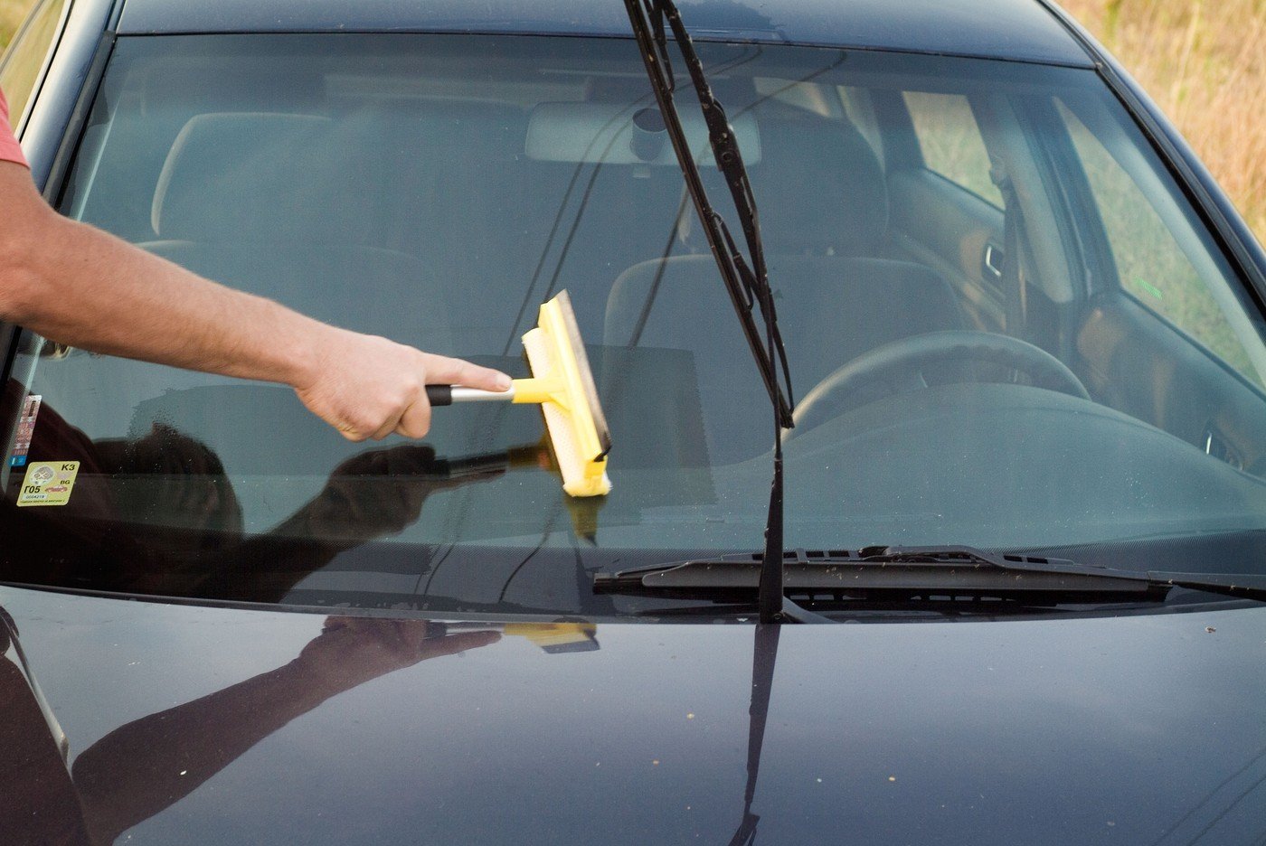 Parbrize sau parbrizuri: greșeala de care majoritatea românilor nu-și dau seama și cum trebuie să corecteze această confuzie În limba română, utilizarea corectă a pluralului cuvântului „parbriz” pare să fie o problemă semnificativă, deși la prima vedere pare un aspect minor