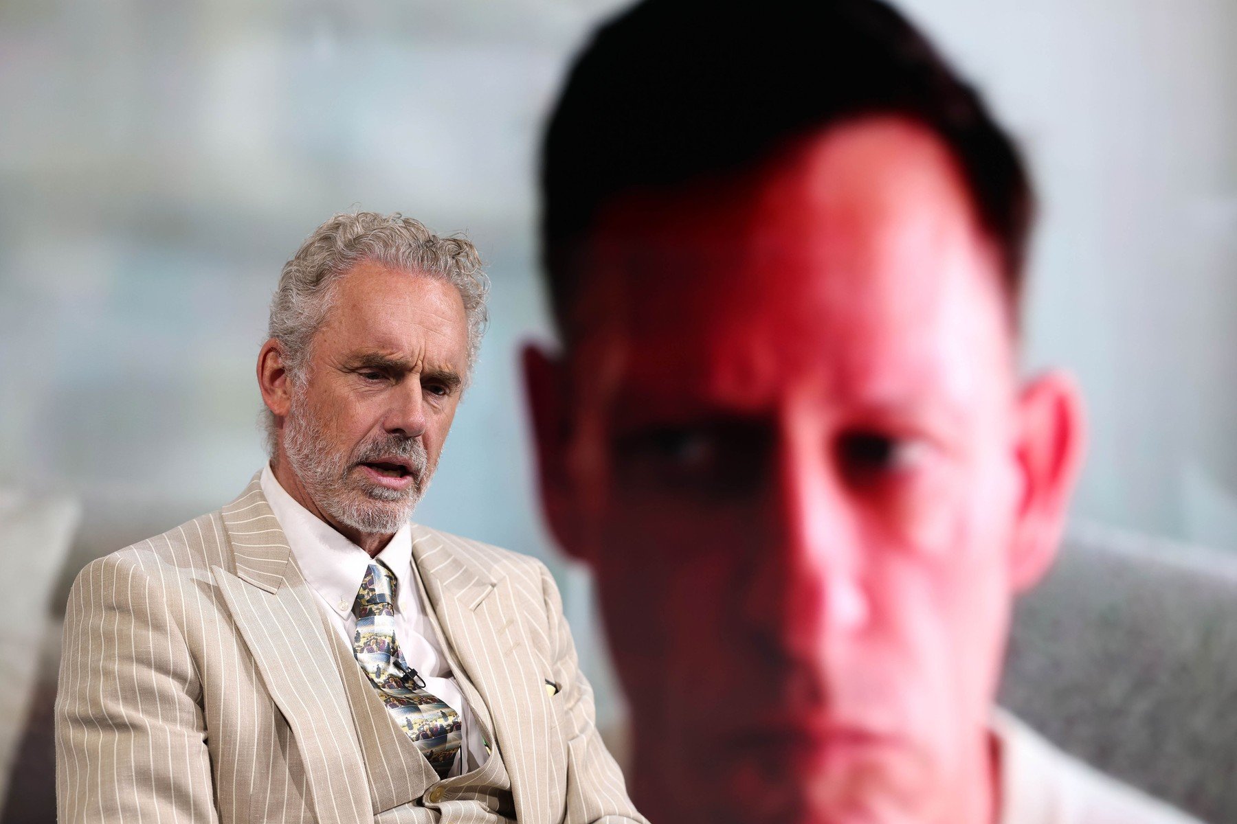 Liderii mondiali din domeniul tehnologiei, care au contribuit semnificativ la crearea unei lumi digitalizate, păstrează o distanță considerabilă între propriile lor copii și lumea pe care au construit-o