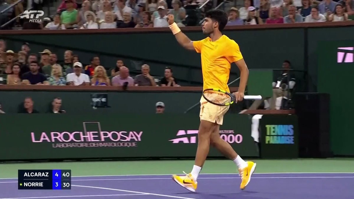 Carlos Alcaraz s-a calificat în a cincea sa semifinală consecutivă la Indian Wells, după o victorie clară, 6-3, 6-4, în fața britanicului Cameron Norrie