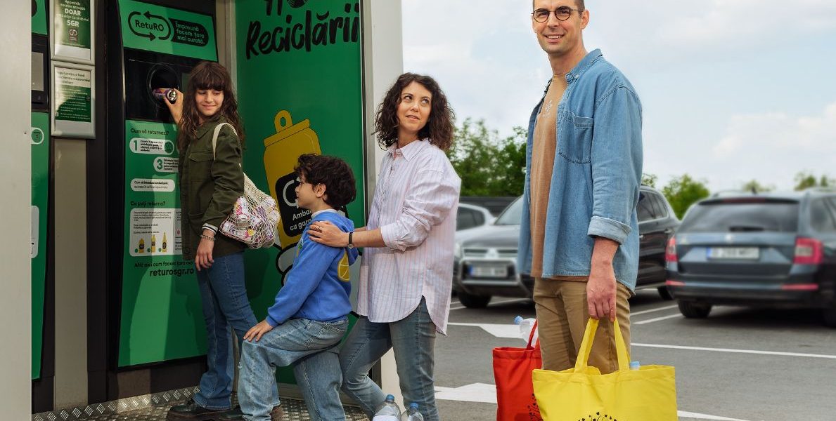 Presa străină laudă România pentru RetuRO: „Sticlele nu se mai văd, imposibilul a devenit posibil”