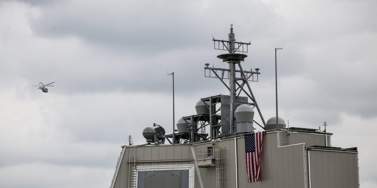 Un element esențial al apărării României și a întregii regiuni s-a aflat recent în centrul discuției, într-o declarație a generalului Alexandru Grumaz, invitat la podcastul „HAI România!” realizat de Robert Turcescu