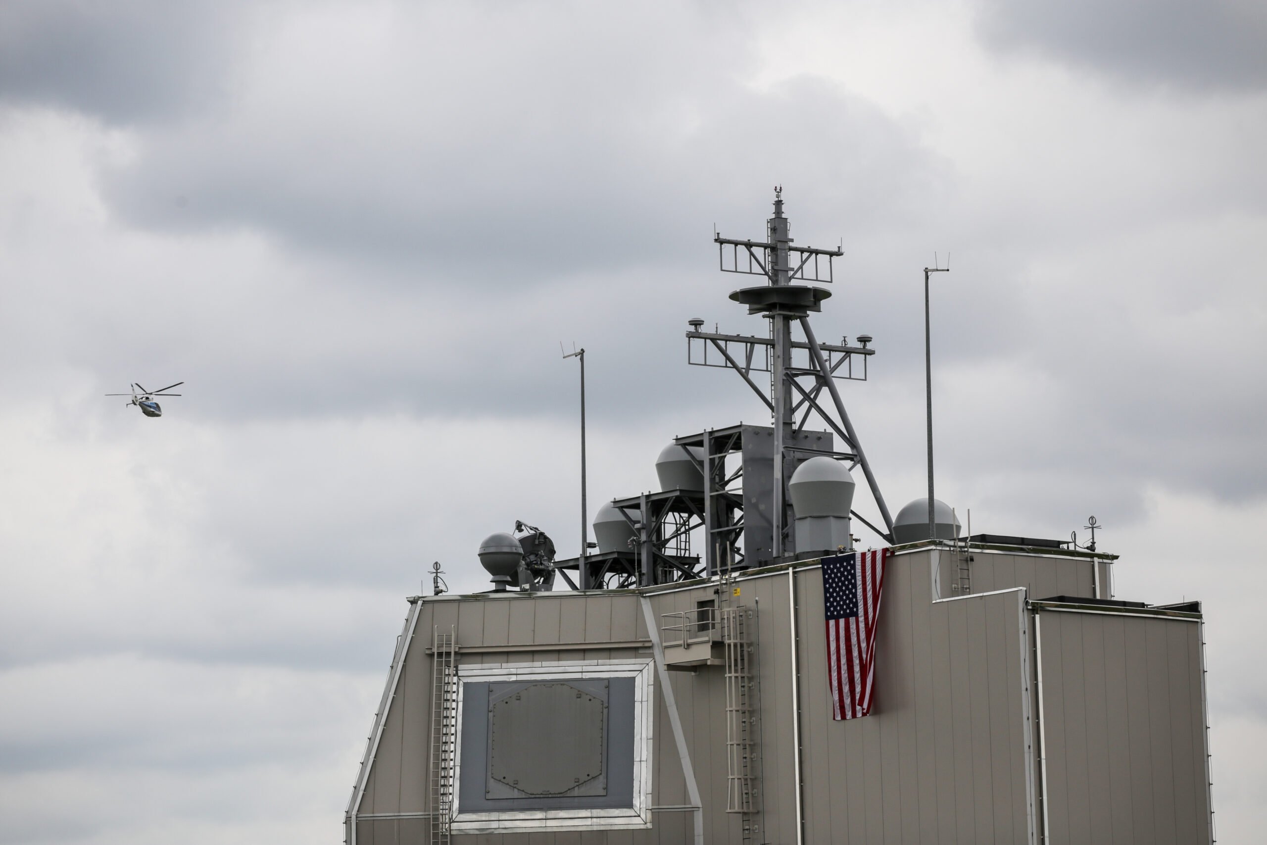 Un element esențial al apărării României și a întregii regiuni s-a aflat recent în centrul discuției, într-o declarație a generalului Alexandru Grumaz, invitat la podcastul „HAI România!” realizat de Robert Turcescu