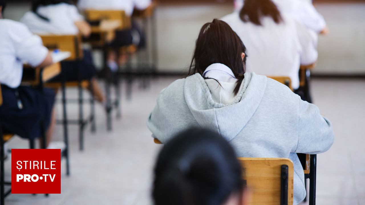Simularea Bacalaureatului, în plină desfășurare în peste 95% dintre licee, în ciuda protestelor din sistemul de învățământ Ministerul Educației și Cercetării anunță că, începând de vineri, peste 131.000 de elevi din aproape întreaga țară participă la simularea Bacalaureatului, organizată în 1.364 de licee