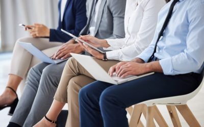 În era „boom”-ului inteligenței artificiale, expertiza în domeniul AI a devenit nu doar o calificare de dorit, ci o adevărată monedă de schimb pe piața muncii