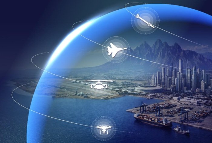 Thales, cel mai mare conglomerat european de tehnologie pentru apărare, a anunțat recent lansarea unui sistem avansat de protecție aeriană și antirachetă denumit SkyDefender