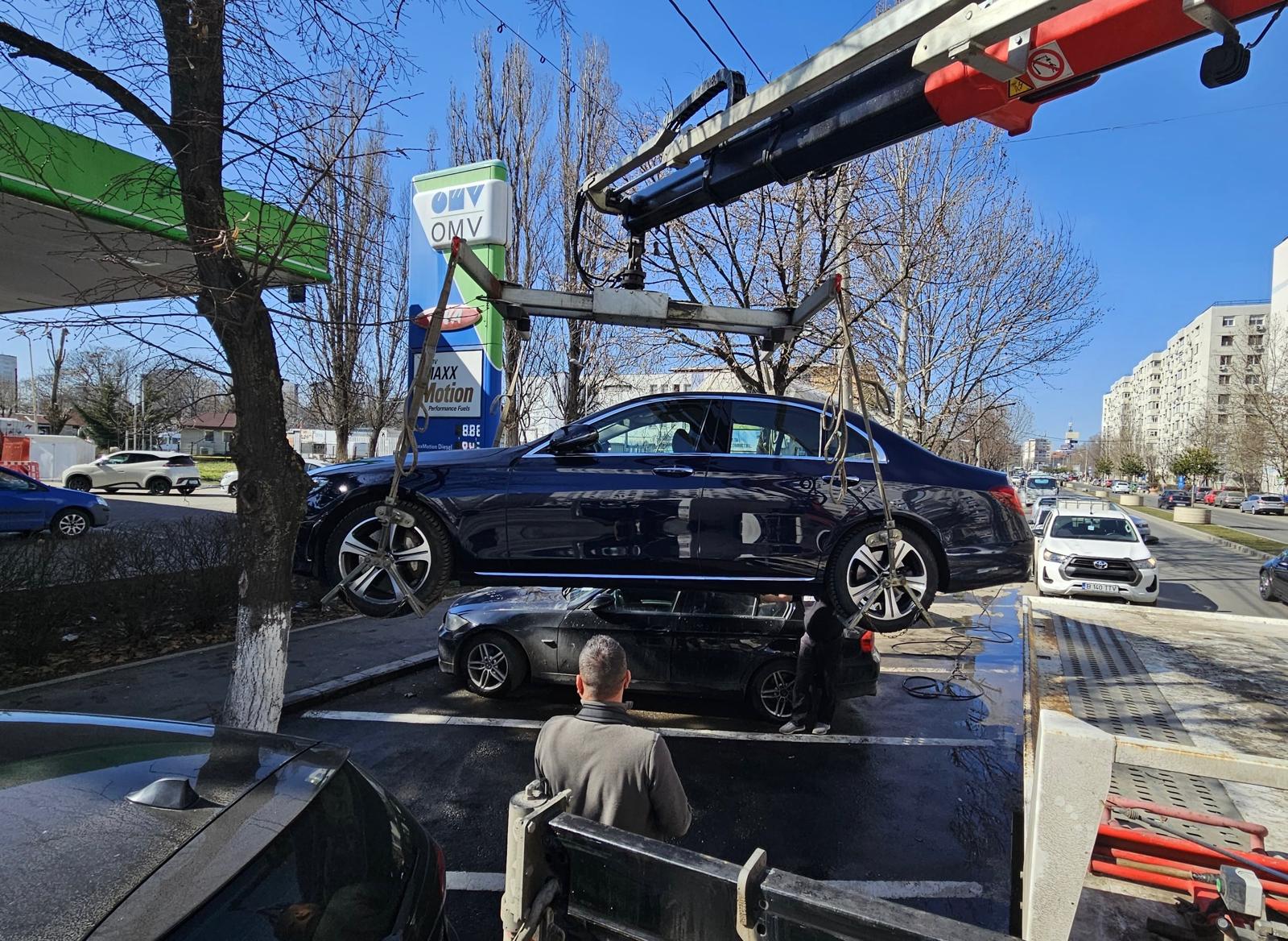 Primăria Sectorului 4 demarează o campanie de igienizare a zonelor din cartierele centrale, pentru a elimina problemele generate de parcările neregulamentare și pentru a asigura funcționarea optimă a sistemelor de canalizare pluviala