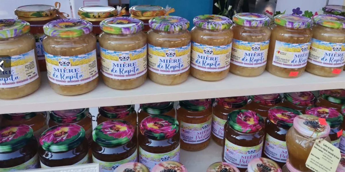 Ghiroda, comuna situată în apropierea Timișoarei, devine în acest weekend centrul atenției pentru pasionații de apicultură din vestul țării