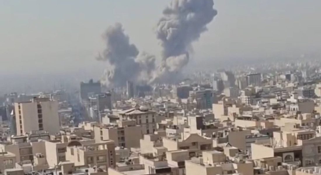 Conflictele din Orientul Mijlociu se intensifică: războiul din Gaza și tensiunile cu Iranul a intrat în a doua săptămână Războiul dintre Israel și gruparea Hamas, precum și criza din proximitatea Iranului, continuă să escaladeze, marcând al doilea weekend de confruntări aprinse și tensiuni crescute