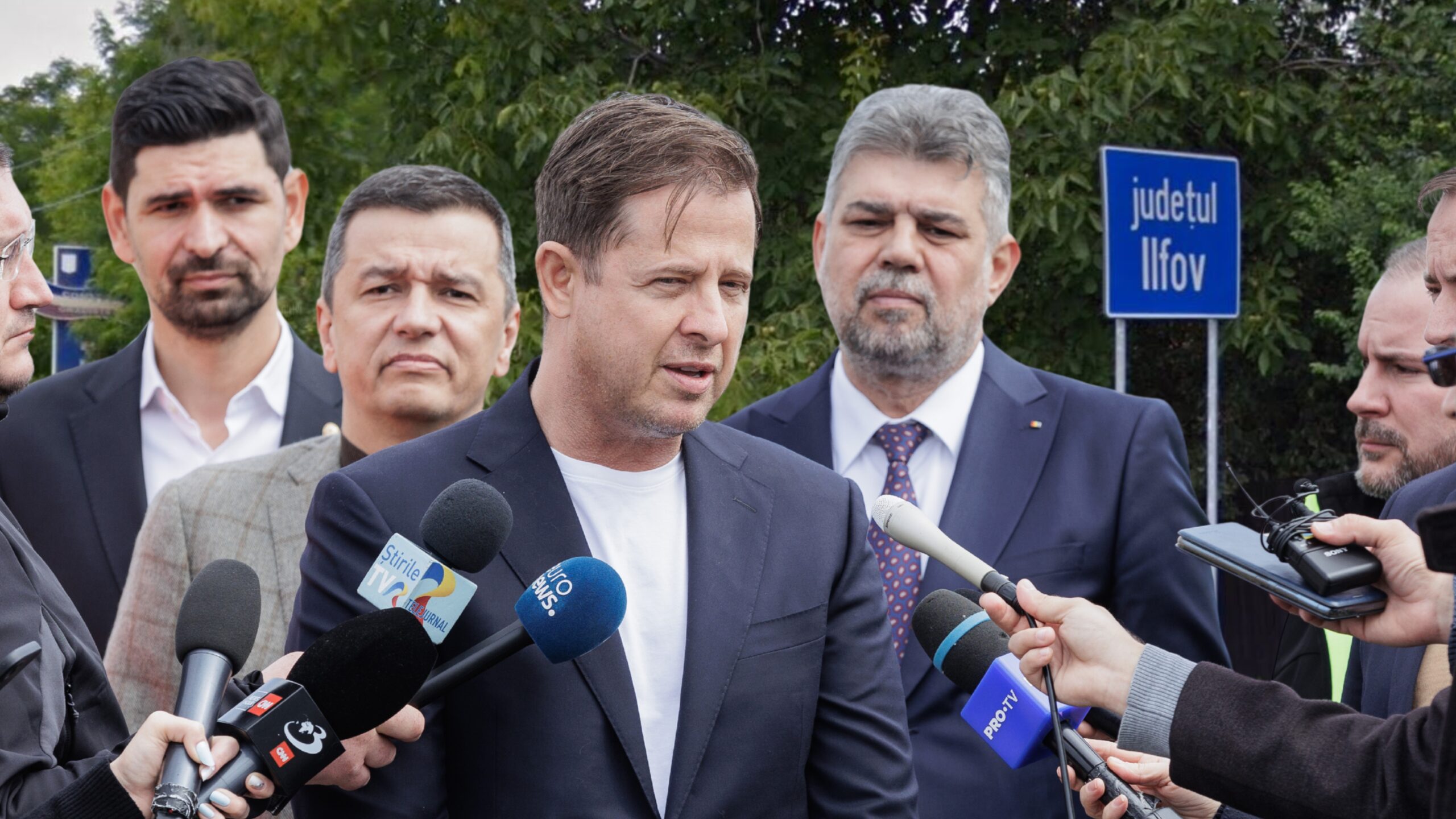 Conflictul financiar dintre Ilie Bolojan și Hubert Thuma ajunge în centrul atenției politice și administrative a Capitalei și Ilfovului Dincolo de luptele pentru influență în filiale sau poziții temporare, rivalitatea dintre Ilie Bolojan, președintele CJ Oradea și Ilfovianul Hubert Thuma, președintele CJ Ilfov, are la bază interese financiare extrem de concrete