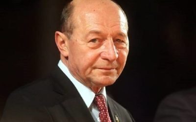 Traian Băsescu avertizează asupra riscurilor de securitate generate de prezența militară americană în România Fostul președinte al României, Traian Băsescu, a lansat un avertisment dur în contextul actual al tensiunilor internaționale, subliniind preocupările legate de prezența echipamentelor militare americane în două baze importante din țară