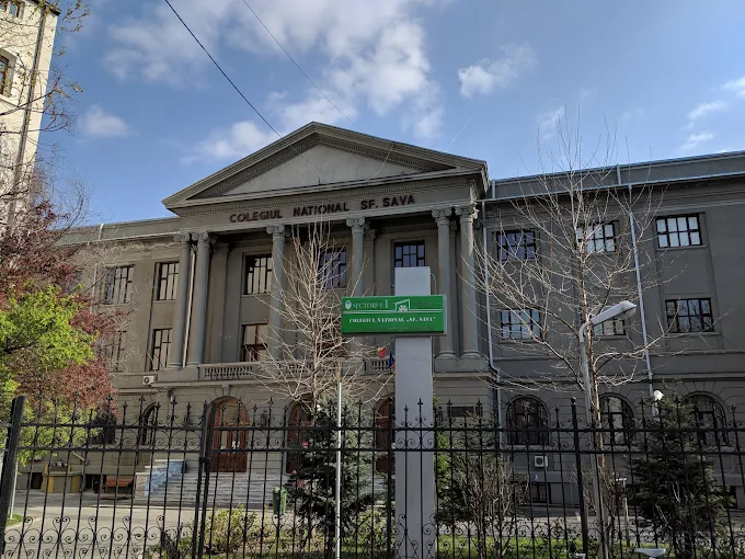 Centrul Capitalei: Colegiul „Sfântul Sava” se desprinde de Școala „Vasile Alecsandri”