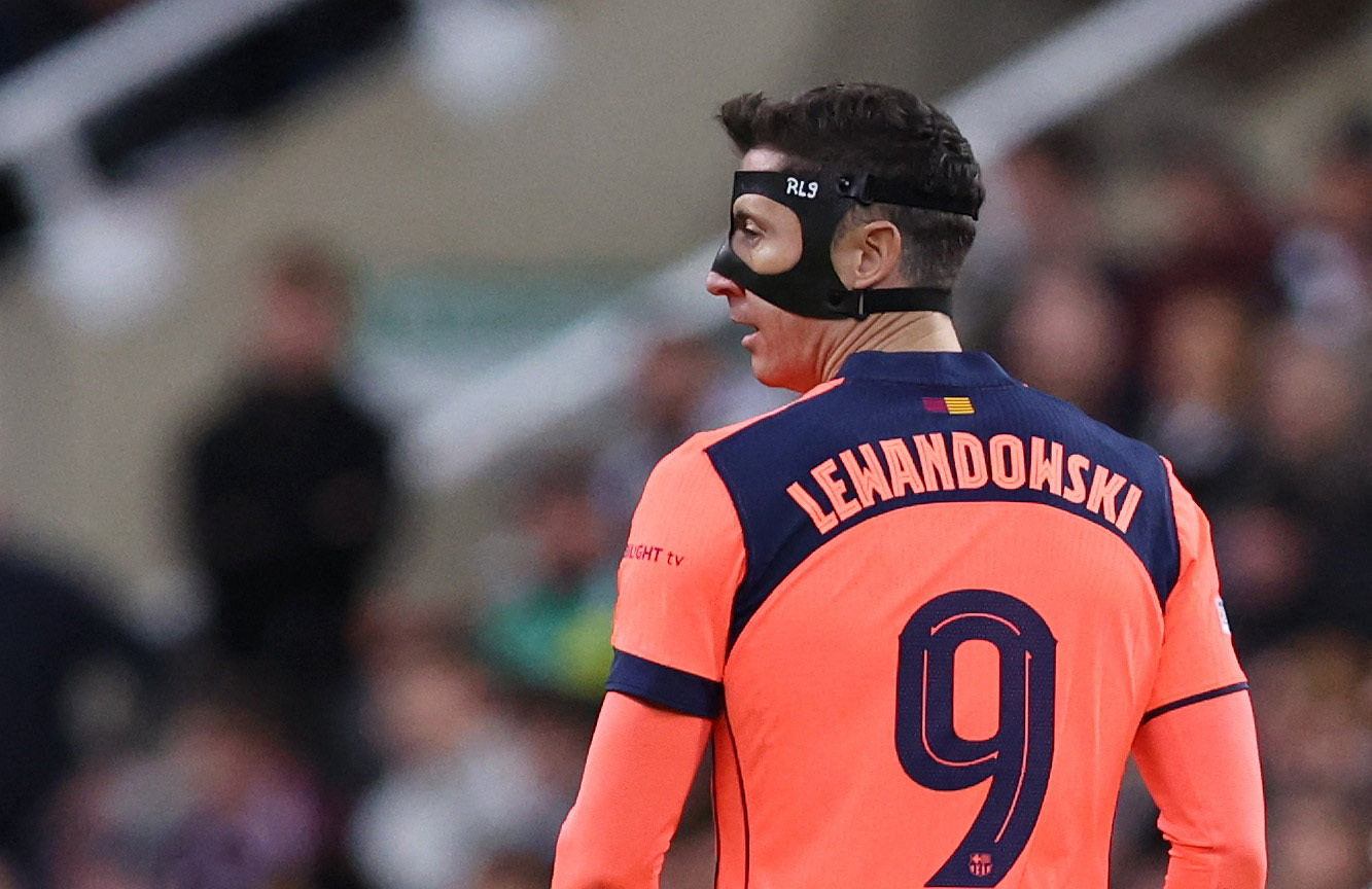 Lewandowski încruntat în Champions, Barcelona în pericol după remiza cu Newcastle Sezonul lui Robert Lewandowski în Liga Campionilor nu a decurs conform așteptărilor