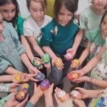 Ateliere de Paște pentru copii: Distracție la Hub-ul deGalben din Sectorul 1