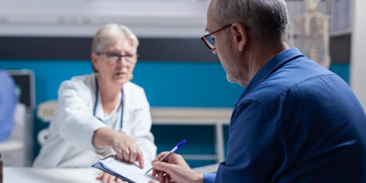 Screening gratuit pentru cancerul colorectal la Complexul Caraiman din Sectorul 1