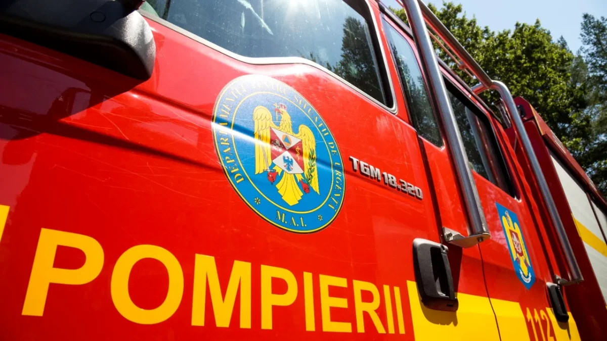 Bărbat carbonizat într-un incendiu violent în Onești