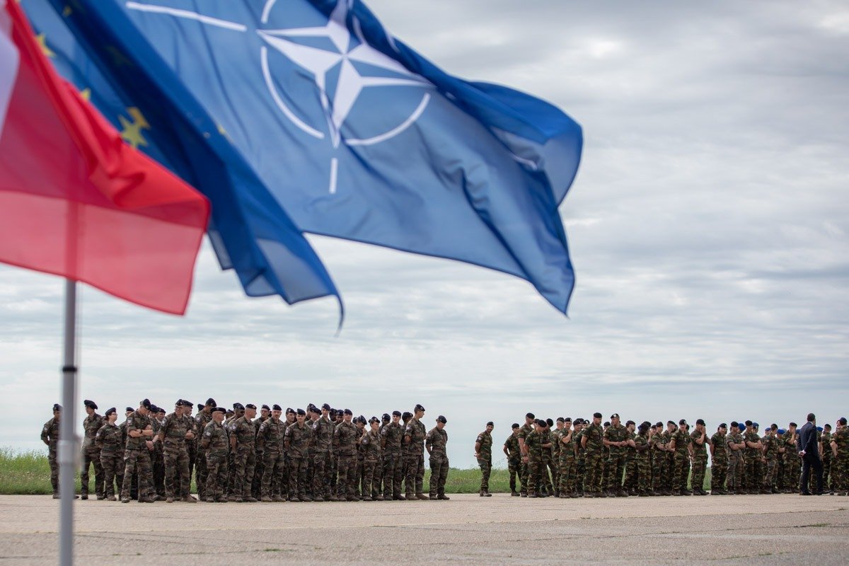 România marchează cei 22 de ani de aderare la NATO, un moment ce evidențiază consolidarea securității naționale și întărirea poziției țării în cadrul Alianței Nord-Atlantice
