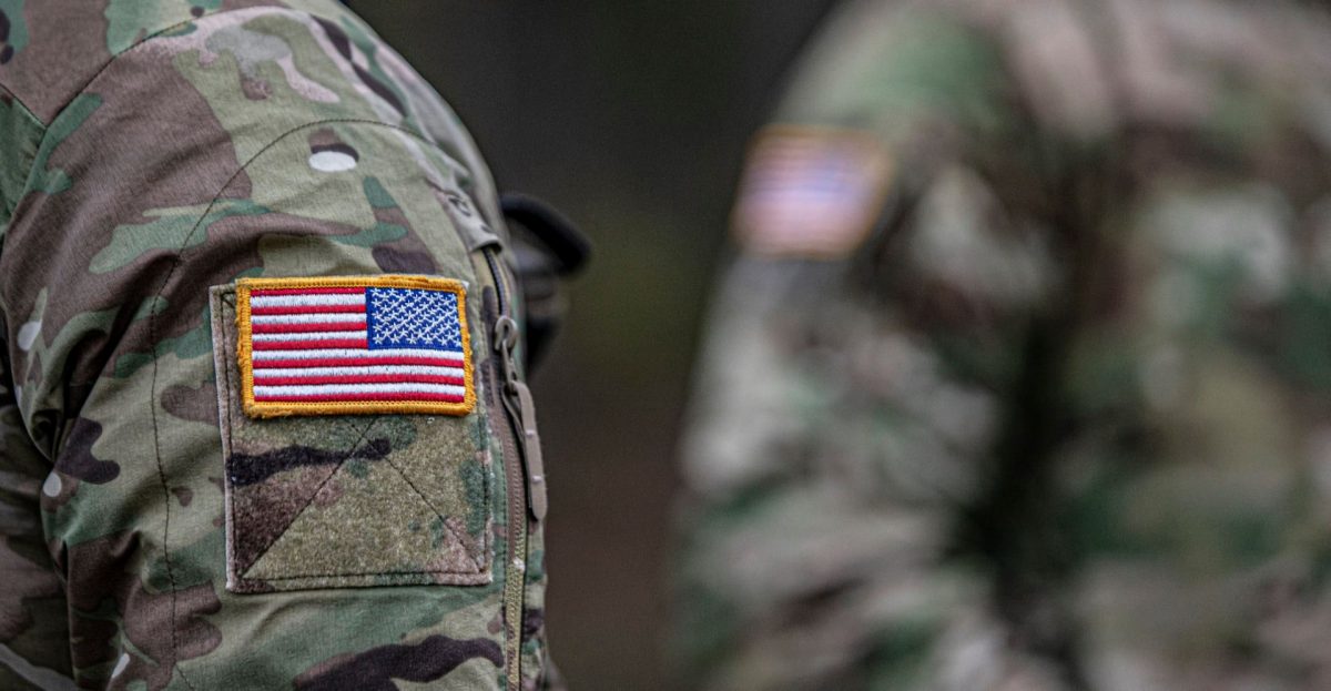 Un grup de 16 foști ambasadori ai SUA avertizează asupra pericolului ieșirii din NATO Un grup format din 16 foști ambasadori ai Statelor Unite a lansat o scrisoare deschisă adresată administrației Donald Trump, avertizând asupra riscurilor majore pe care le-ar presupune o ieșire din NATO