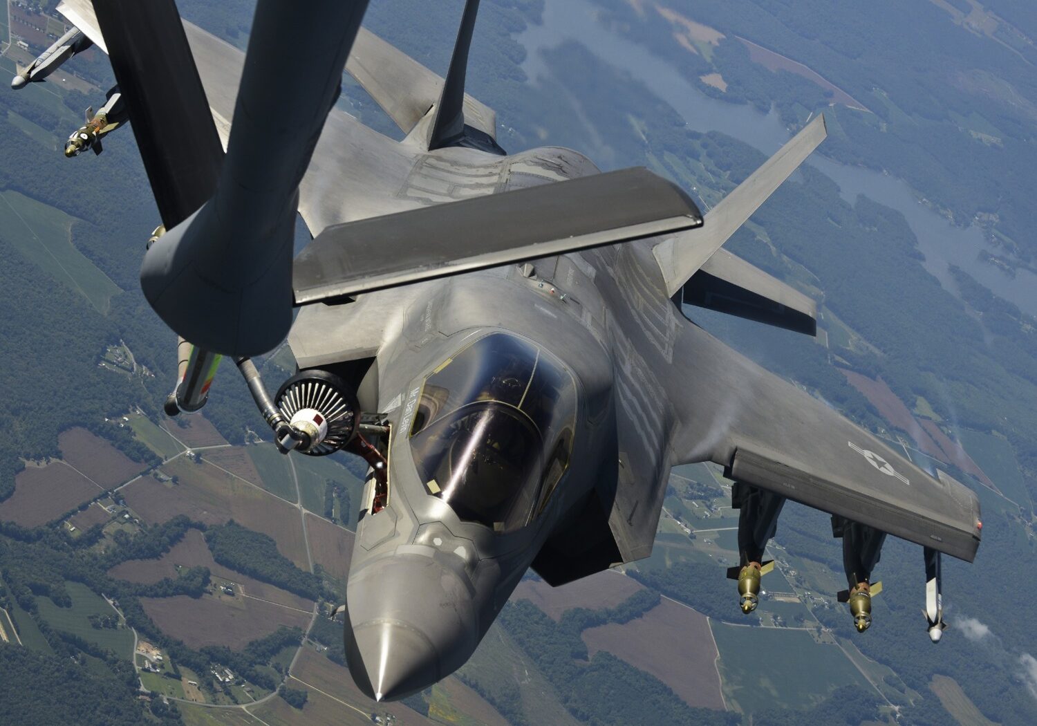 Portugalia confirmă că avioanele americane folosesc baza din Azore cu condiția să nu vizeze infrastructură civilă din Iran