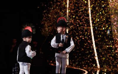 Frații Eric și Eduard Radu, în vârstă de 7, respectiv 3 ani, au stârnit admirație și controverse după apariția lor la emisiunea „Românii au Talent”