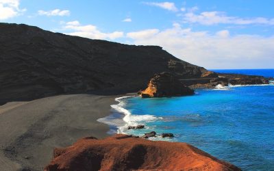 Pensionară blocată în Tenerife după un detaliu banal și rămasă fără bani